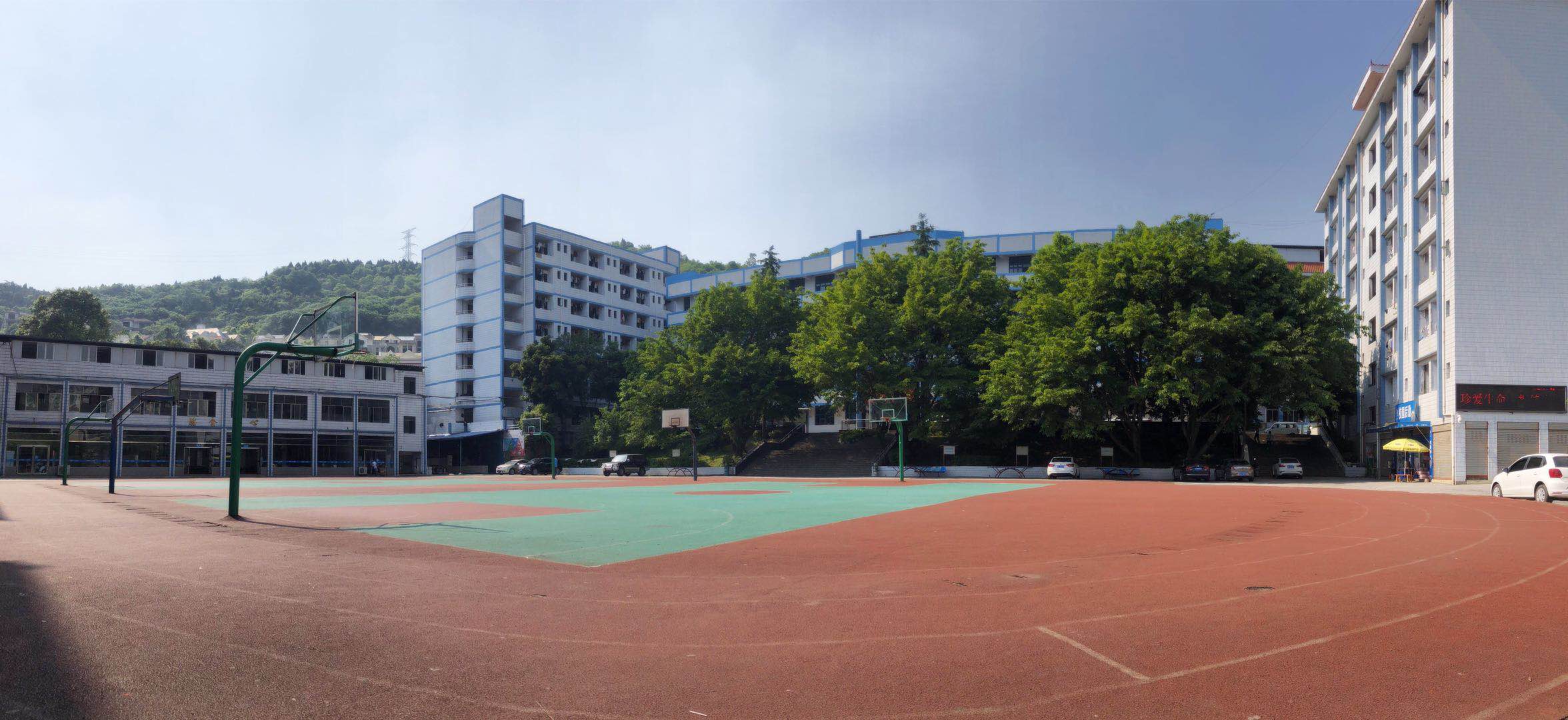 學校校園20.jpg 學校校園20.jpg